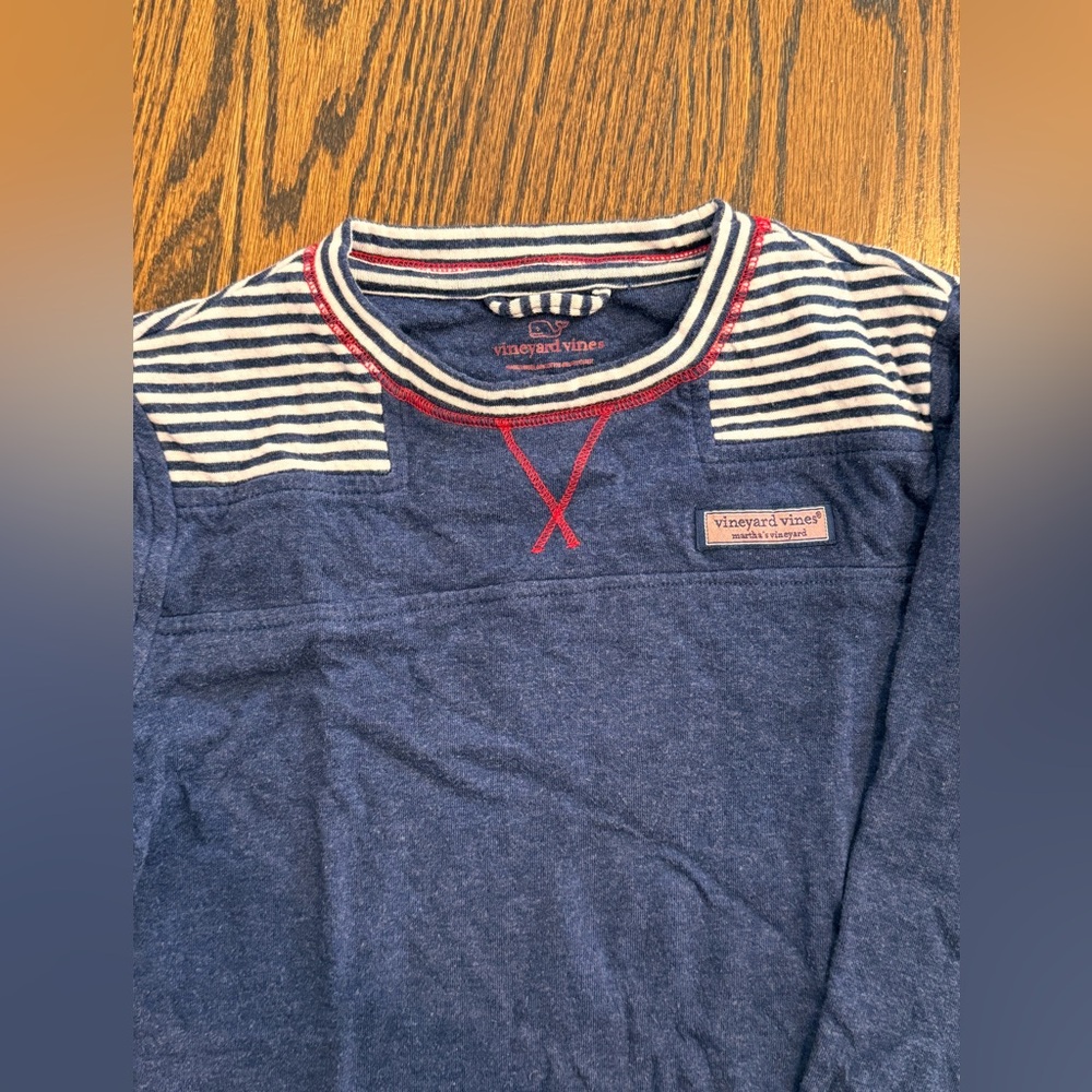 Vineyard Vines soft jersey knit - Unisex kids size small - Picture 2 of 5